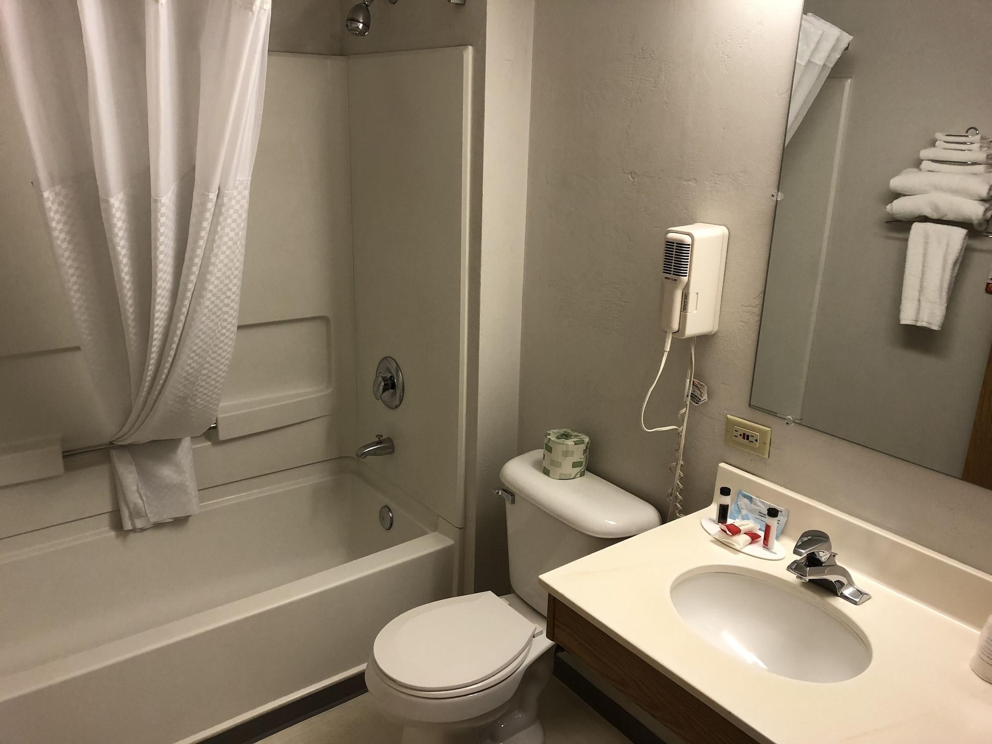 Super 8 By Wyndham Hotel