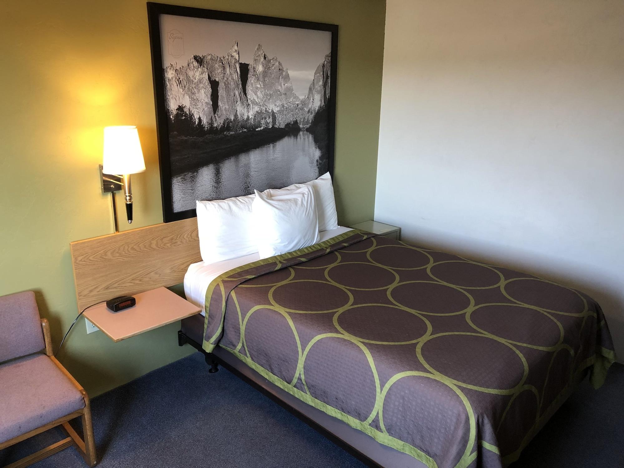 Super 8 By Wyndham 2* Redmond